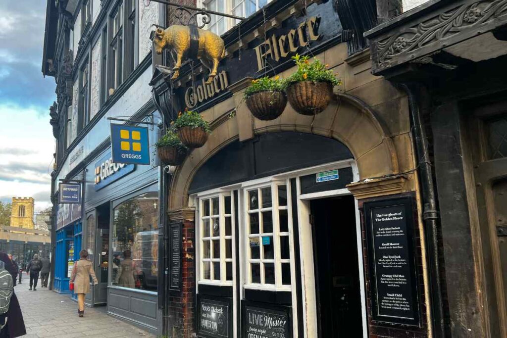 The Golden Fleece Classic Pub in York