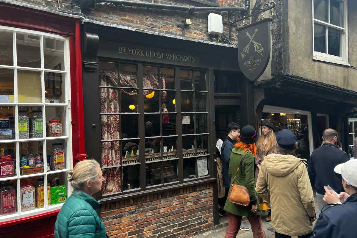 The Ghost Merchant York Harry Potter Guide