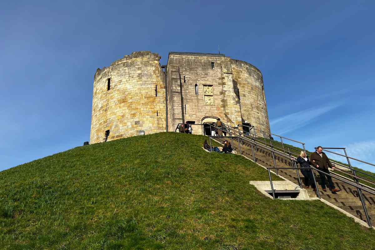 Visiting Clifford’s Tower York: A Guide to York’s Iconic Castle Ruins