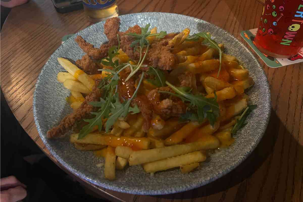 Sweet Chilli Chicken Loaded Fries at Keystones York